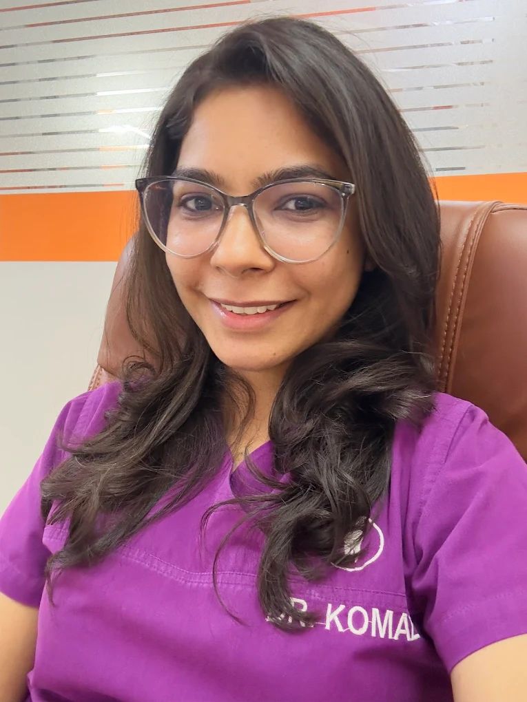 Dr. Komal Thakur — BDS and Certified Implantologist at KT Dental Clinic, Palam, New Delhi
